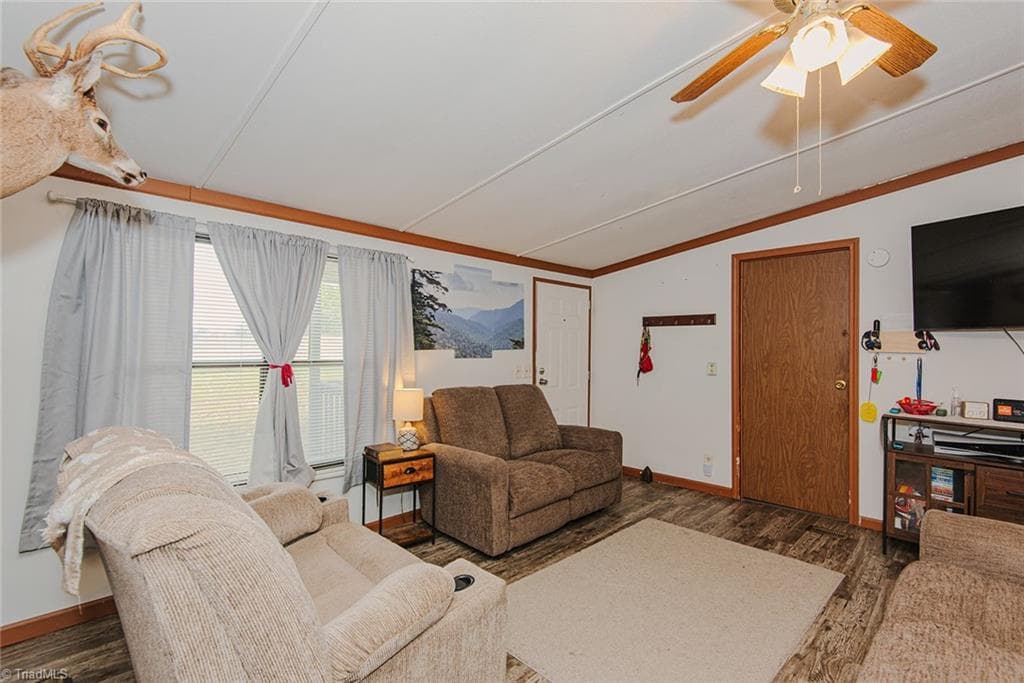 Manufactured Home at 1429 Newnam Road, Pelham NC 27311, Pelham, photo 9 of 36
