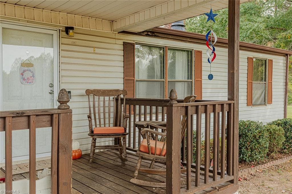 Manufactured Home at 1429 Newnam Road, Pelham NC 27311, Pelham, photo 8 of 36