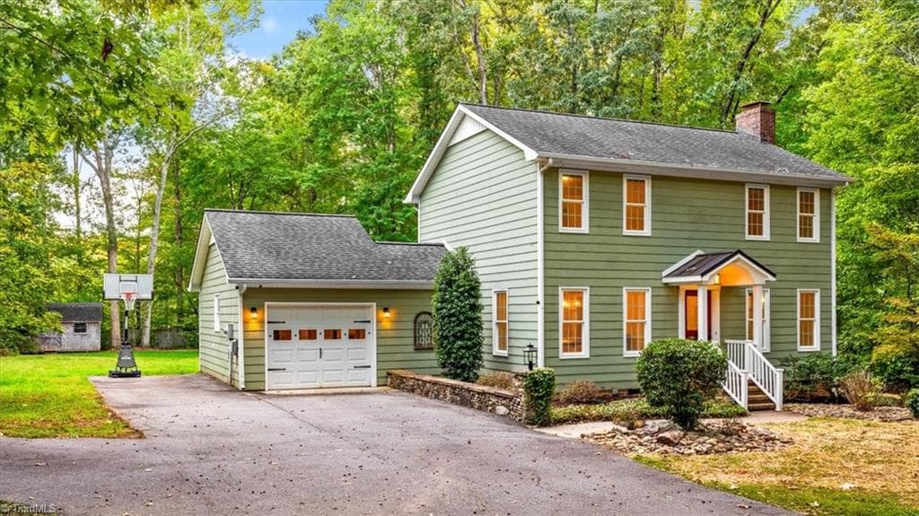 Stick/Site Built at 2717 Oak Hollow Drive, Asheboro NC 27205, Asheboro, photo 6 of 40