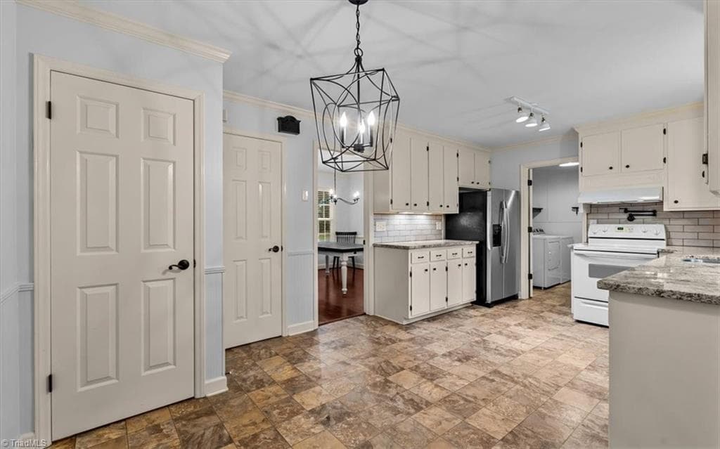 Stick/Site Built at 2717 Oak Hollow Drive, Asheboro NC 27205, Asheboro, photo 16 of 40