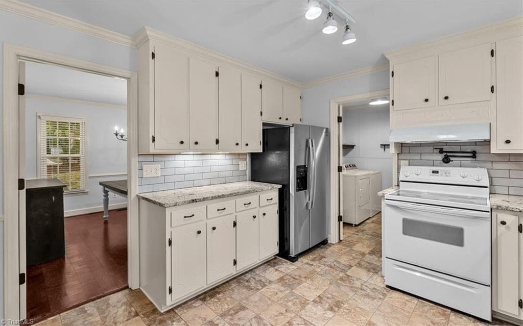 Stick/Site Built at 2717 Oak Hollow Drive, Asheboro NC 27205, Asheboro, photo 11 of 40