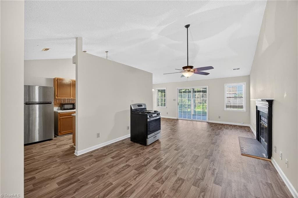 Stick/Site Built at 2035 Ardmore Village Lane, Winston-Salem NC 27127, Winston-Salem, photo 7 of 32