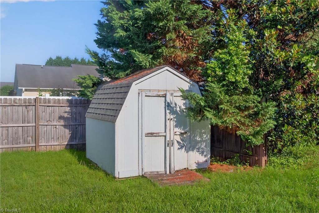 Stick/Site Built at 2035 Ardmore Village Lane, Winston-Salem NC 27127, Winston-Salem, photo 32 of 32