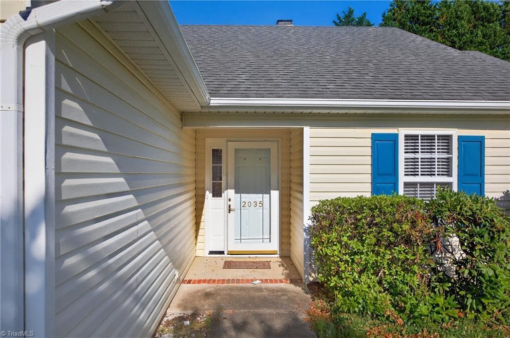 Stick/Site Built at 2035 Ardmore Village Lane, Winston-Salem NC 27127, Winston-Salem, photo 5 of 32