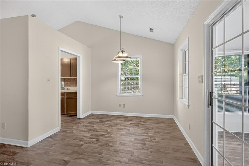 Stick/Site Built at 2035 Ardmore Village Lane, Winston-Salem NC 27127, Winston-Salem, photo 9 of 32