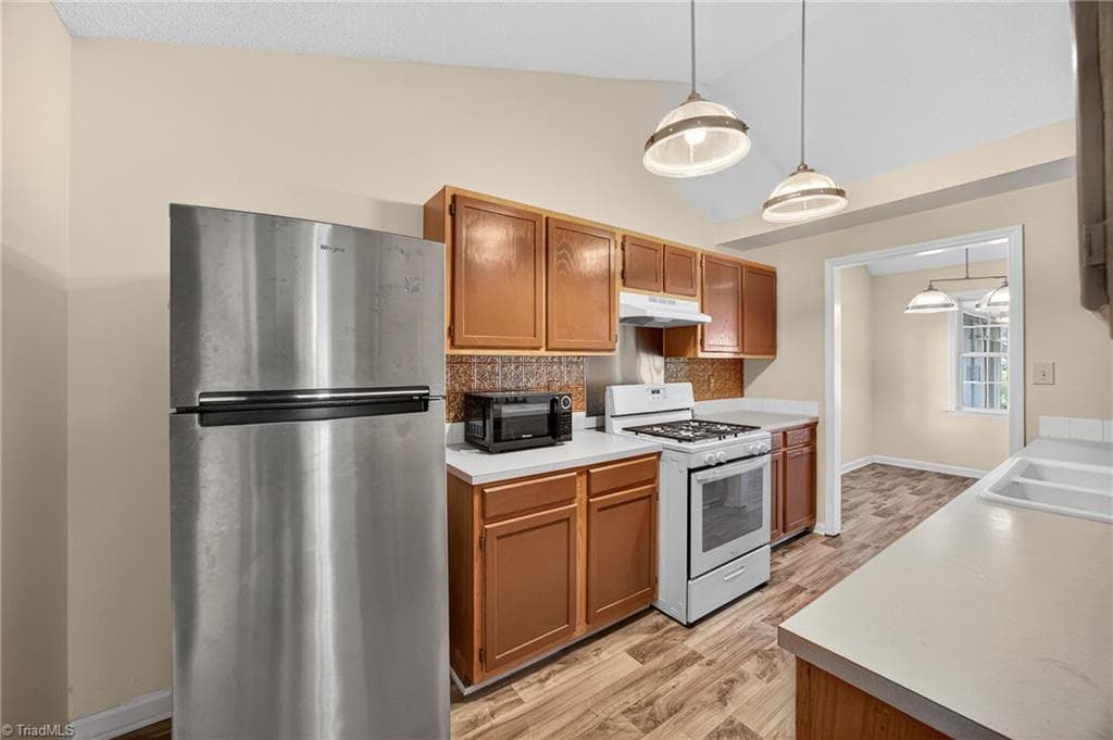 Stick/Site Built at 2035 Ardmore Village Lane, Winston-Salem NC 27127, Winston-Salem, photo 14 of 32