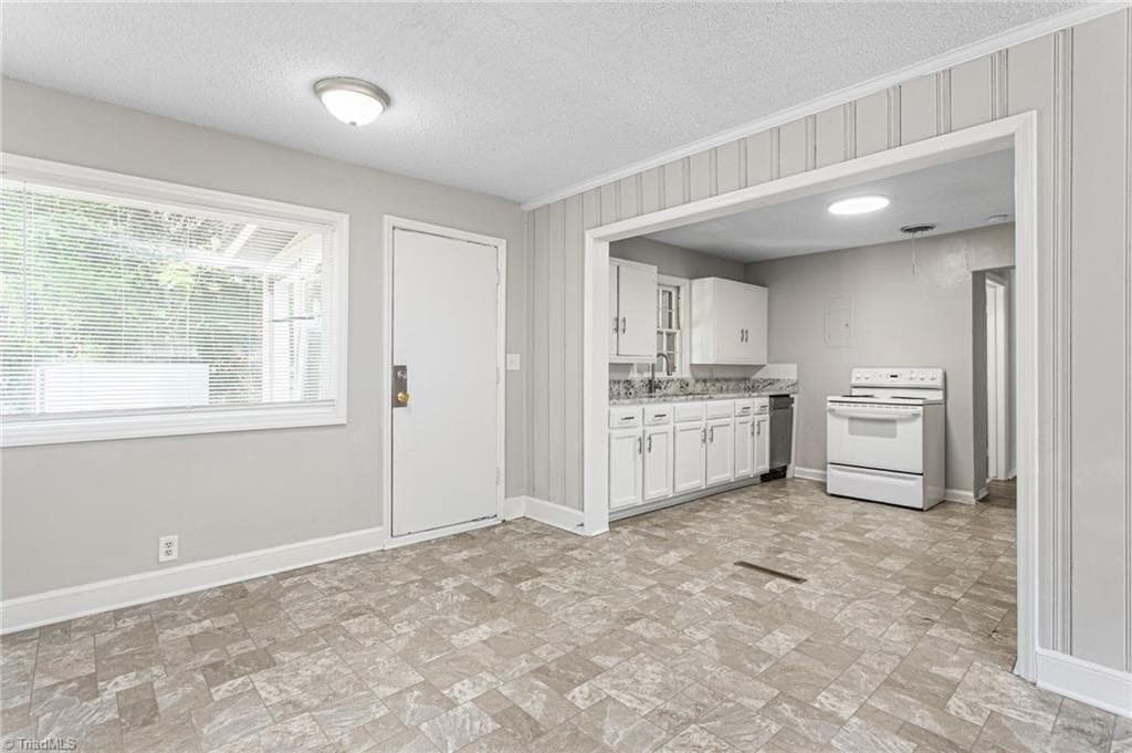 Stick/Site Built at 219 Matt Place, Greensboro NC 27405, Greensboro, photo 10 of 25