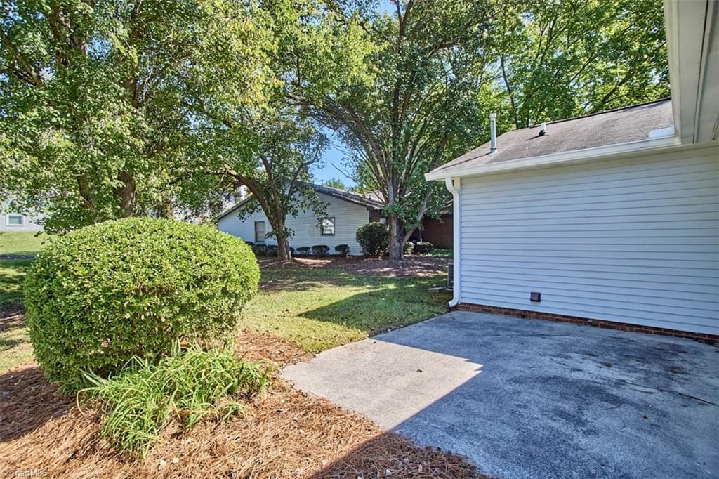 Stick/Site Built at 613 Lantern Ridge Drive, Winston-Salem NC 27104, Winston-Salem, photo 26 of 32