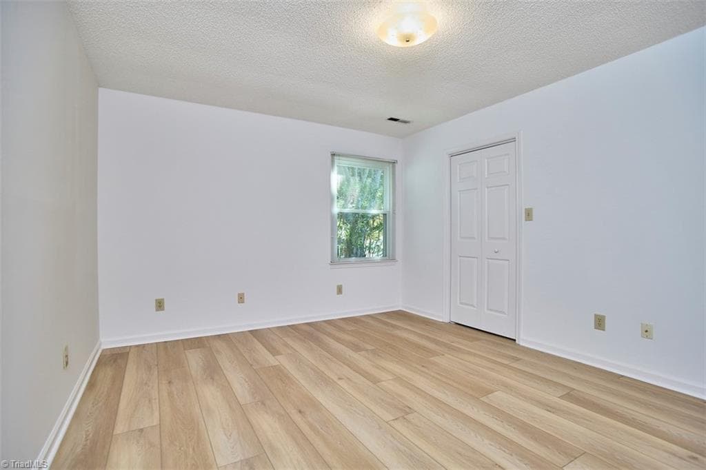 Stick/Site Built at 613 Lantern Ridge Drive, Winston-Salem NC 27104, Winston-Salem, photo 11 of 32