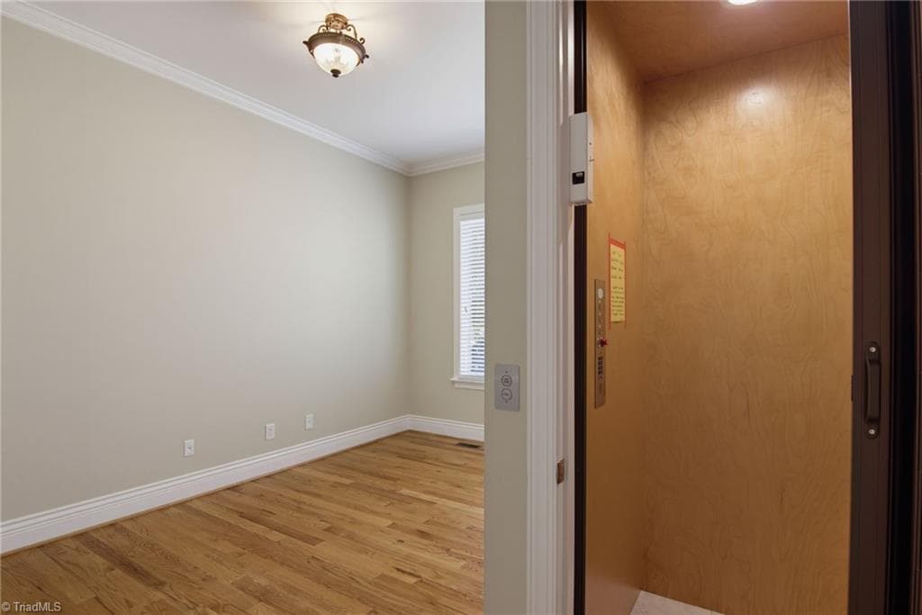 Stick/Site Built at 125 Holly Hill Court, Winston-Salem NC 27106, photo 10 of 50