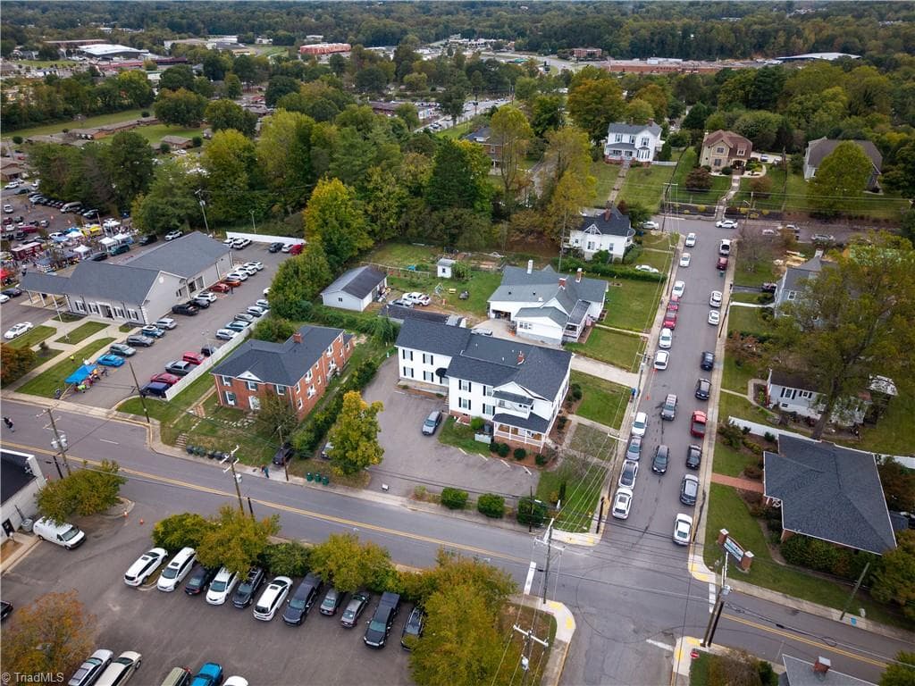 Office at 205 Rawley Avenue, Mount Airy NC 27030, Mount Airy, photo 9 of 50
