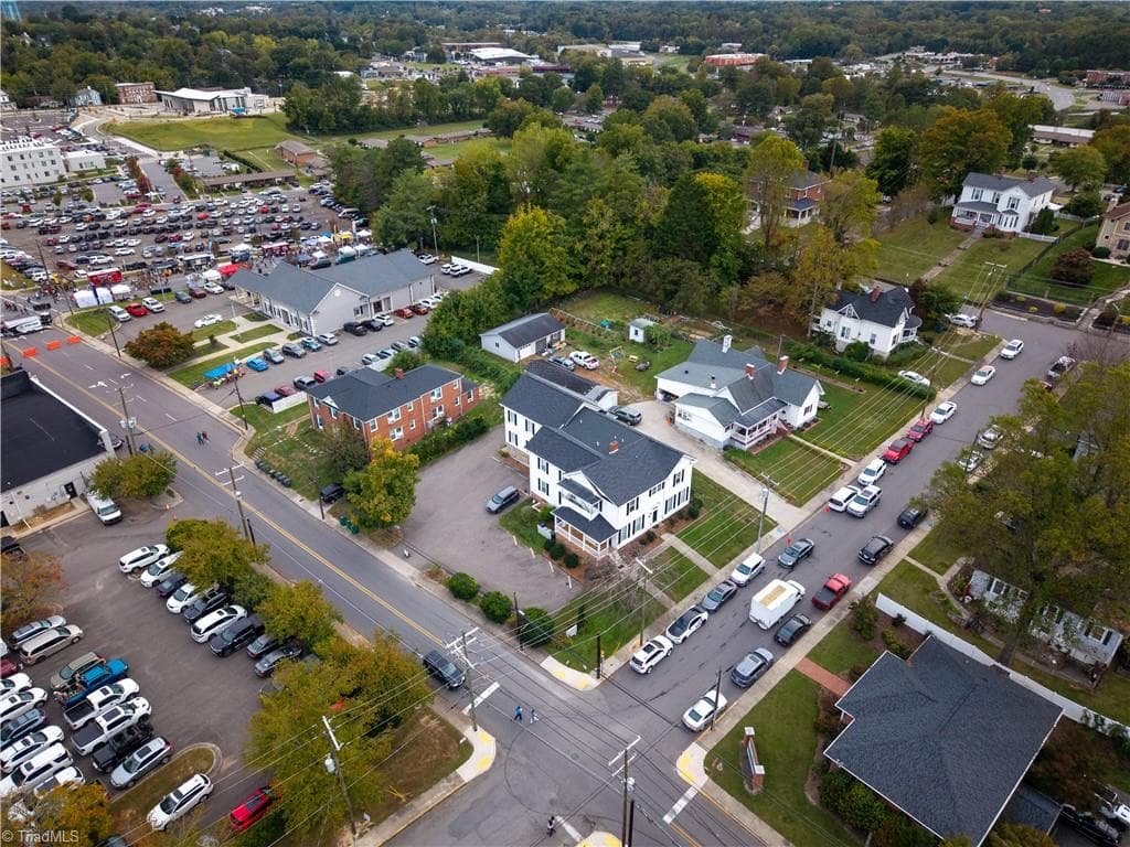 Office at 205 Rawley Avenue, Mount Airy NC 27030, Mount Airy, photo 14 of 50