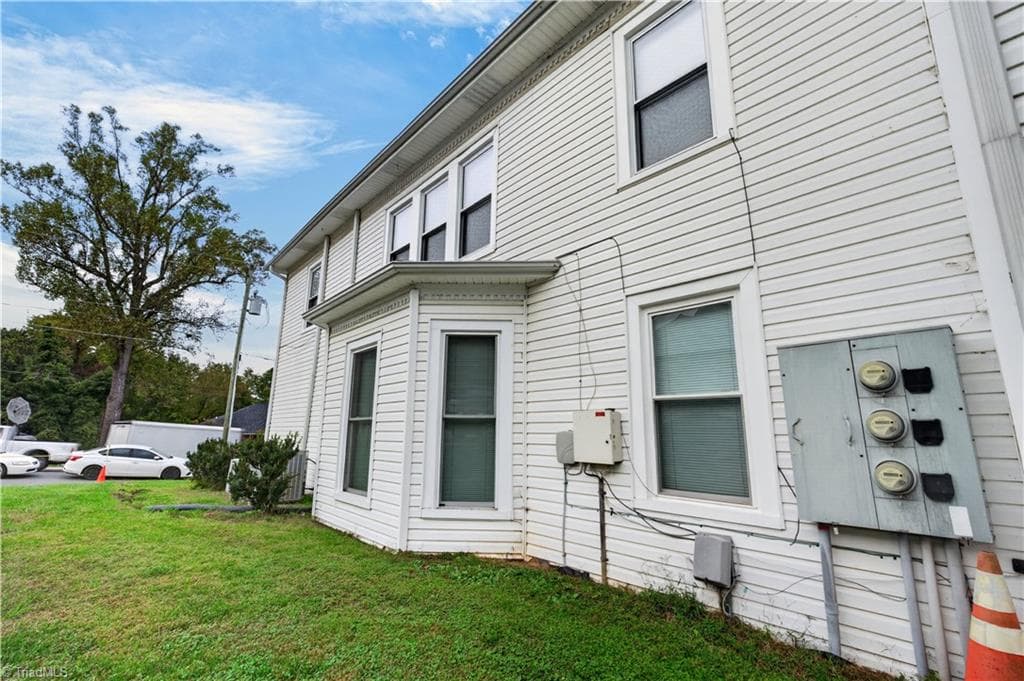 Office at 205 Rawley Avenue, Mount Airy NC 27030, Mount Airy, photo 41 of 50