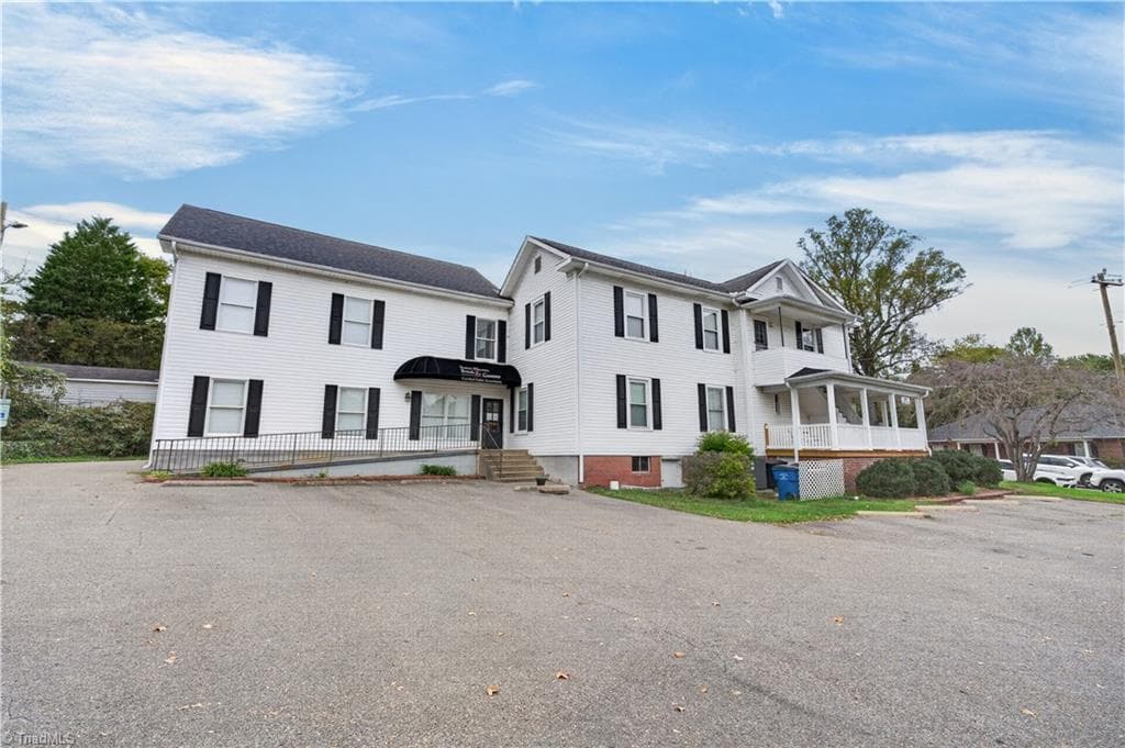 Office at 205 Rawley Avenue, Mount Airy NC 27030, Mount Airy, photo 48 of 50