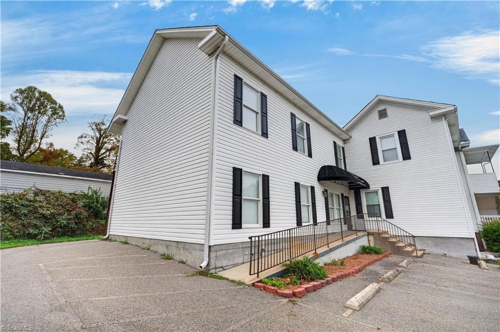 Office at 205 Rawley Avenue, Mount Airy NC 27030, Mount Airy, photo 44 of 50