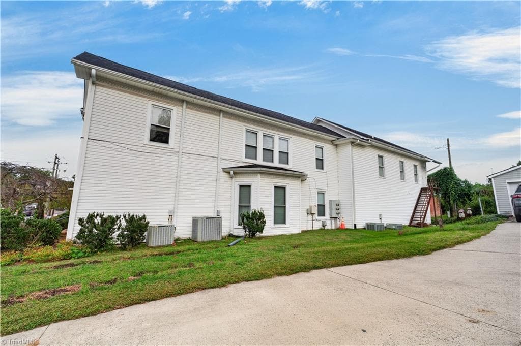 Office at 205 Rawley Avenue, Mount Airy NC 27030, Mount Airy, photo 39 of 50