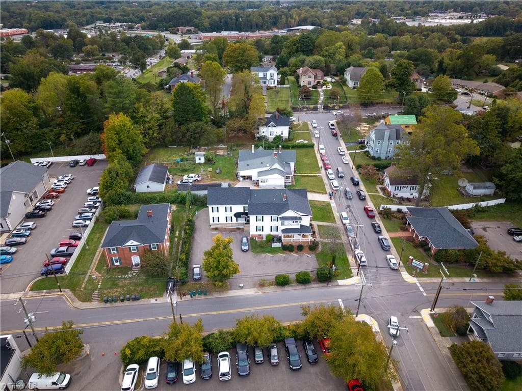 Office at 205 Rawley Avenue, Mount Airy NC 27030, Mount Airy, photo 8 of 50