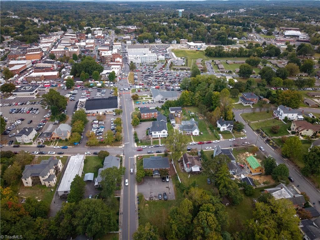 Office at 205 Rawley Avenue, Mount Airy NC 27030, Mount Airy, photo 25 of 50