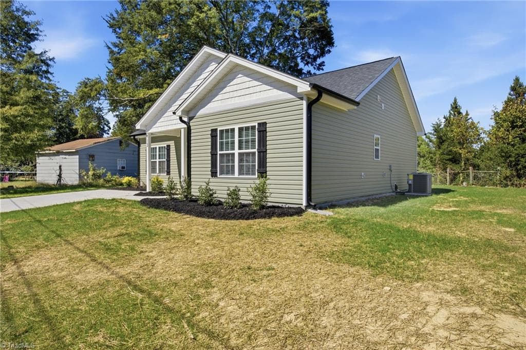 Stick/Site Built at 713 Summey Avenue, High Point NC 27263, High Point, photo 5 of 50