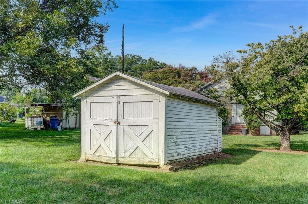 Stick/Site Built at 2502 Cypress Street, Greensboro NC 27405, Greensboro, photo 3 of 24