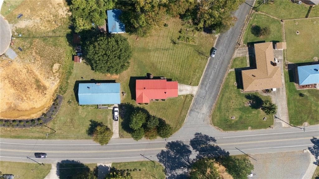 Stick/Site Built at 741 Kennedy Road, Thomasville NC 27360, Thomasville, photo 32 of 34