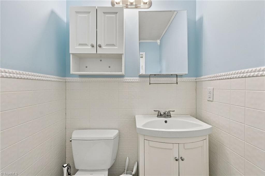 Stick/Site Built at 741 Kennedy Road, Thomasville NC 27360, Thomasville, photo 15 of 34