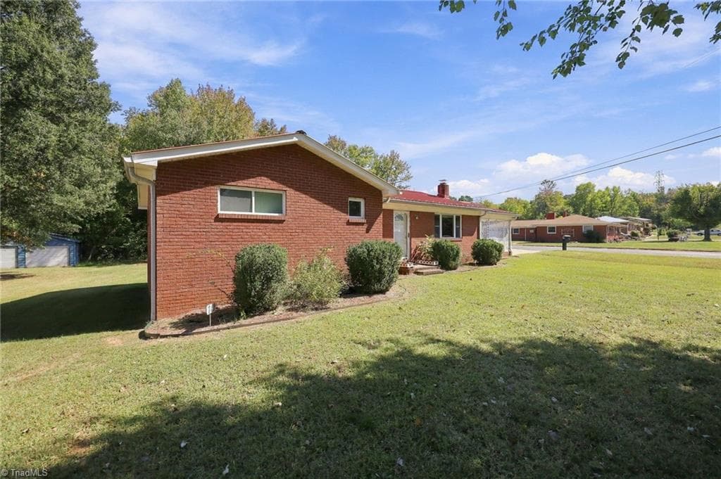 Stick/Site Built at 741 Kennedy Road, Thomasville NC 27360, Thomasville, photo 25 of 34