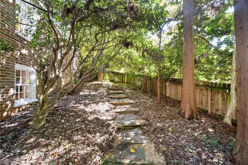 Stick/Site Built at 1010 Kenleigh Circle, Winston-Salem NC 27106, photo 43 of 47