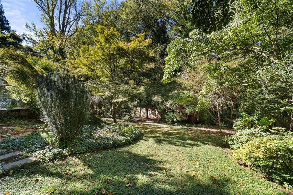 Stick/Site Built at 1010 Kenleigh Circle, Winston-Salem NC 27106, photo 40 of 47