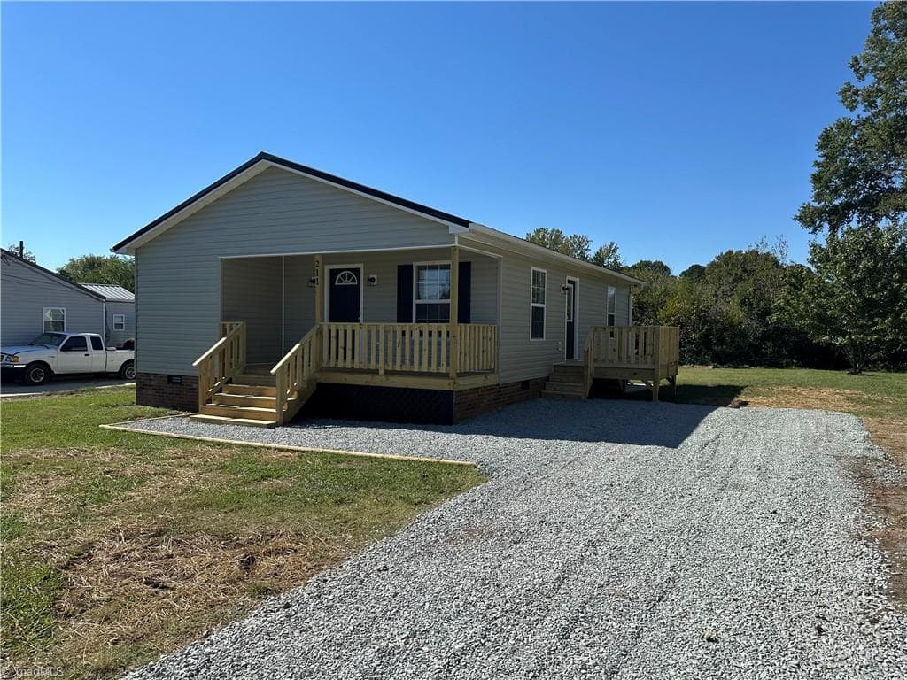 Stick/Site Built at 211 Foy Avenue, Lexington NC 27292, Lexington, photo 9 of 20