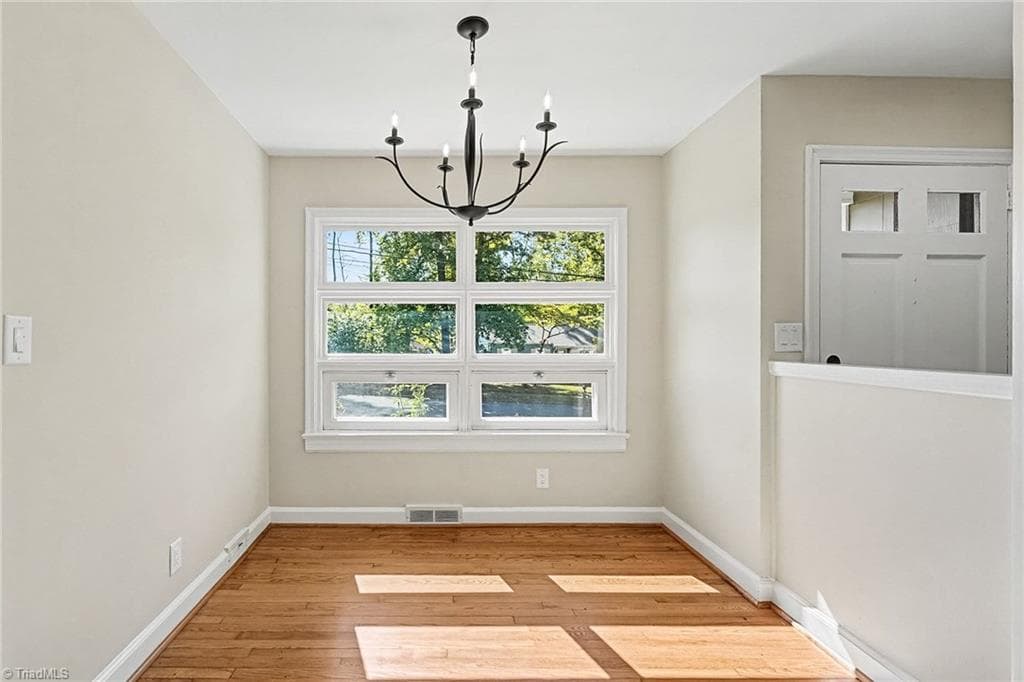 Stick/Site Built at 3708 Parkwood Drive, Greensboro NC 27403, Greensboro, photo 12 of 27