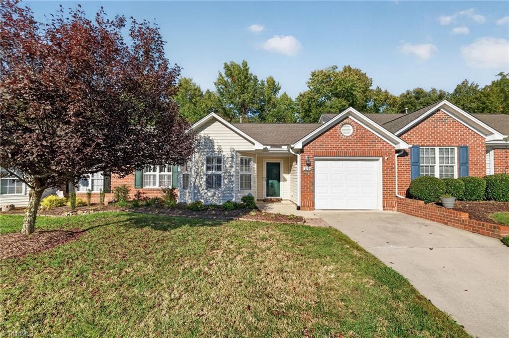 Stick/Site Built at 3709 Tartan Lane, Burlington NC 27215, Burlington, photo 2 of 38