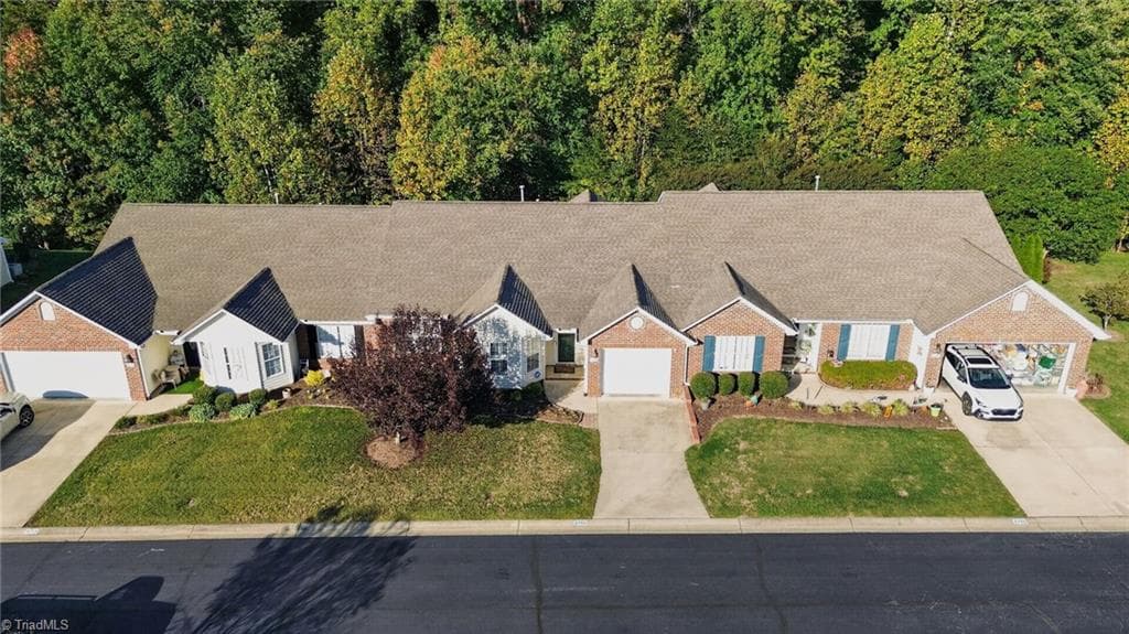 Stick/Site Built at 3709 Tartan Lane, Burlington NC 27215, Burlington, photo 32 of 38