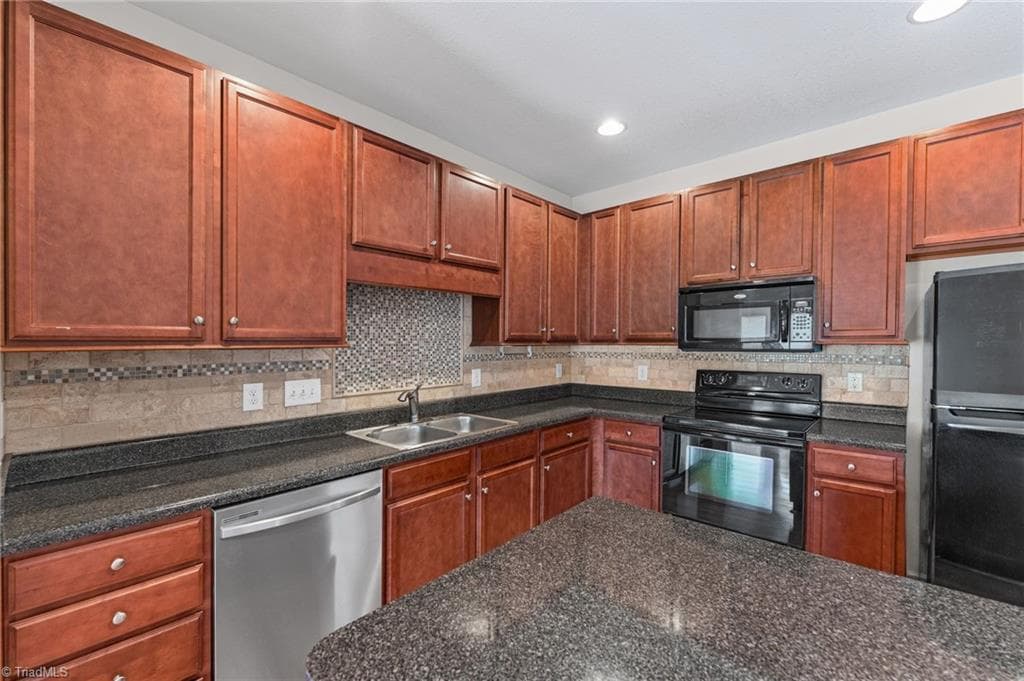 Stick/Site Built at 6831 Hanesbrook Circle # 104, Clemmons NC 27012, Clemmons, photo 14 of 40