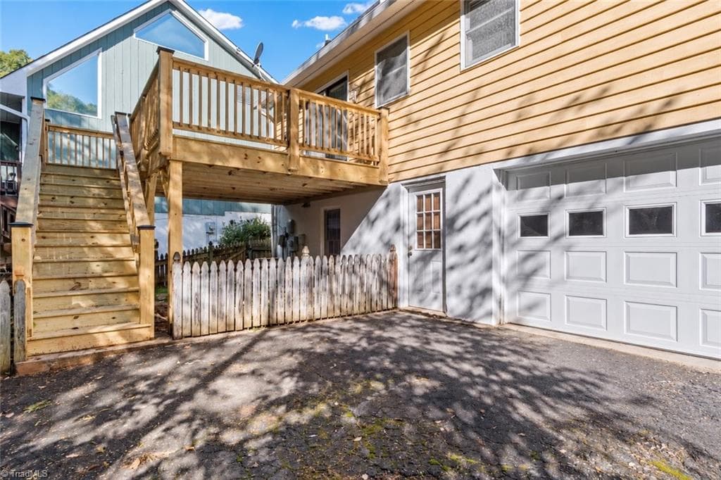 Stick/Site Built at 65 Carrisbrooke Lane, Winston-Salem NC 27104, Winston-Salem, photo 29 of 30