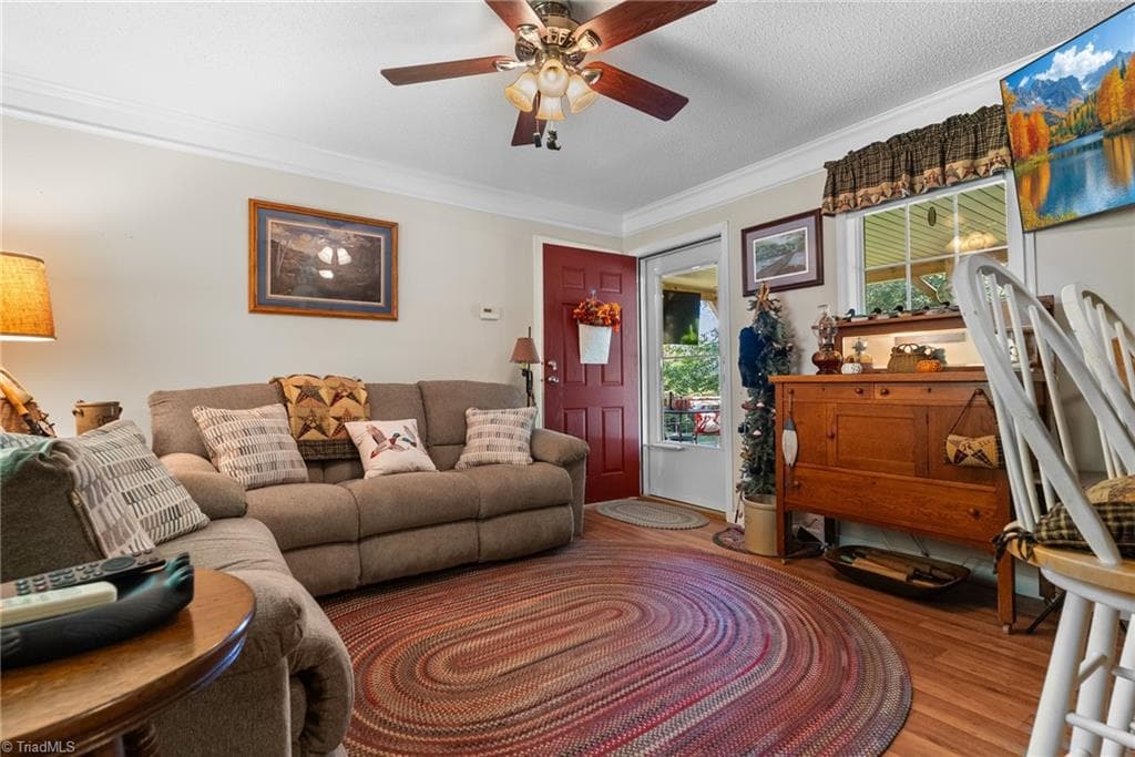 Manufactured Home at 99 Lynn Lane, Glade Valley NC 28627, Glade Valley, photo 7 of 45