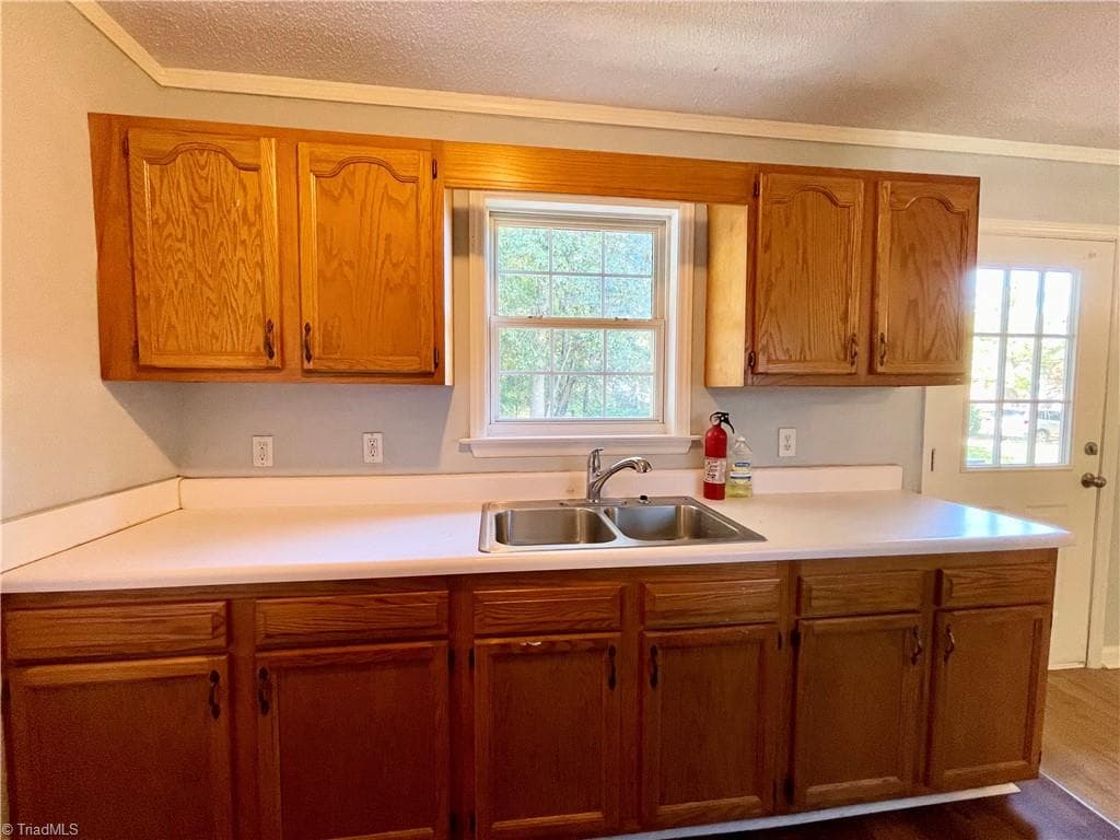 Stick/Site Built at 797 Carrieland Drive, Greensboro NC 27405, Greensboro, photo 16 of 35