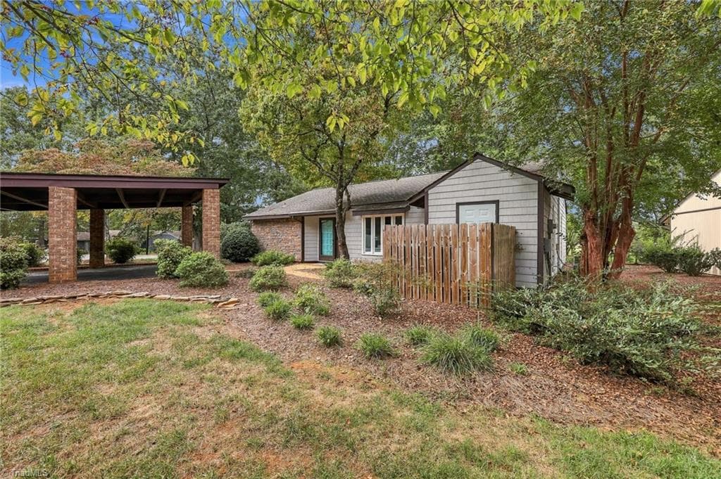 105 N Bermuda Run Drive, Advance NC 27006