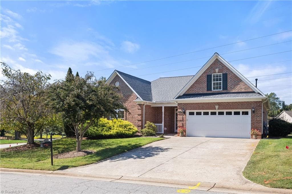 5299 Jacobs Way, Winston-Salem NC 27106