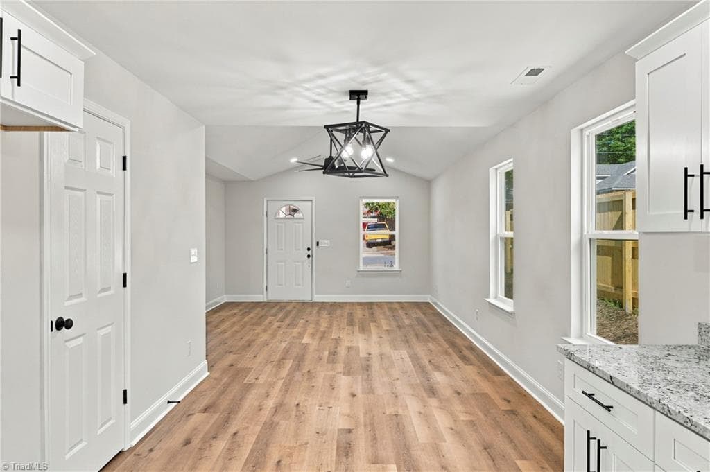 Stick/Site Built at 117 Briggs Place, High Point NC 27262, High Point, photo 13 of 29