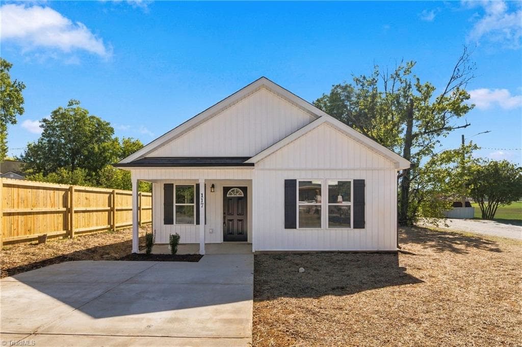 117 Briggs Place, High Point NC 27262