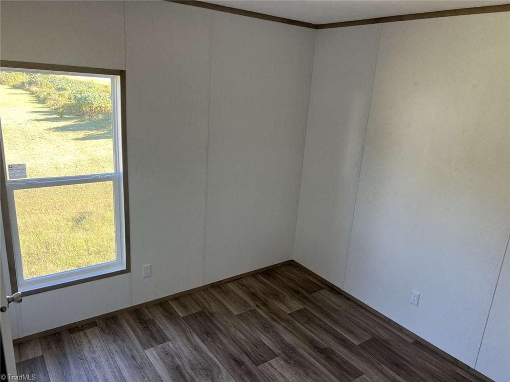 Manufactured Home at 150 Garden Road, Eden NC 27288, Eden, photo 11 of 12