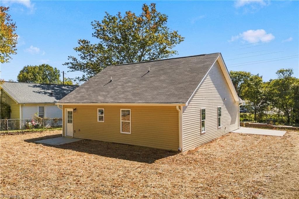 Stick/Site Built at 206 Ridgecrest Street, Thomasville NC 27360, Thomasville, photo 28 of 29