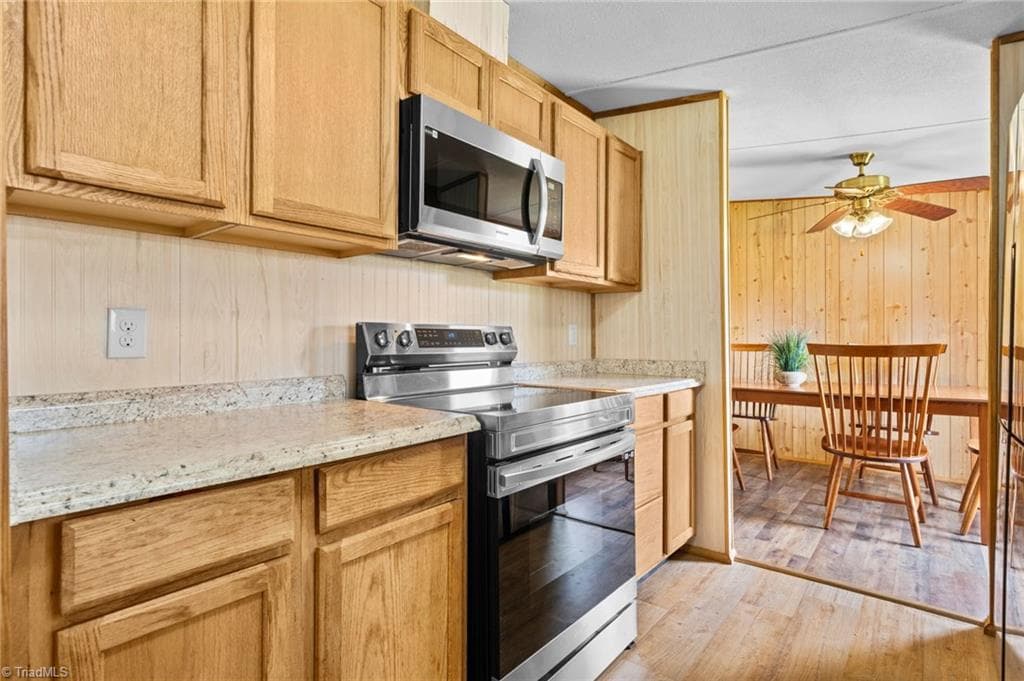 Manufactured Home at 227 Mountain Lake Drive, Boomer NC 28606, Boomer, photo 13 of 49