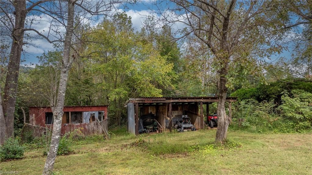 Manufactured Home at 227 Mountain Lake Drive, Boomer NC 28606, Boomer, photo 26 of 49