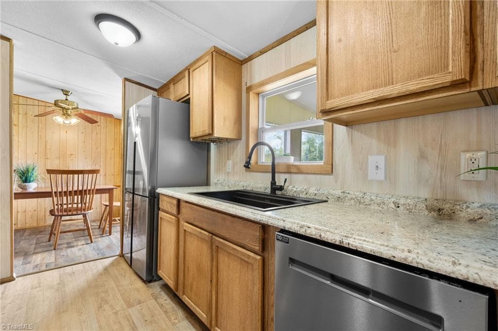 Manufactured Home at 227 Mountain Lake Drive, Boomer NC 28606, Boomer, photo 14 of 49