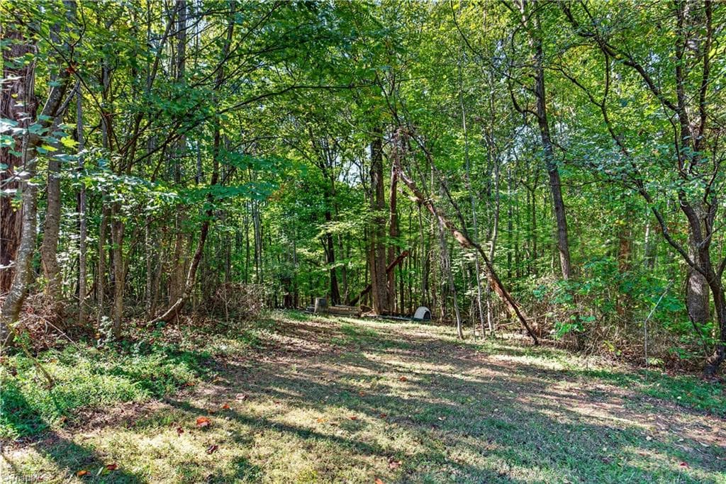 Manufactured Home at 1575 Rhodes Loop, Madison NC 27025, Madison, photo 18 of 50