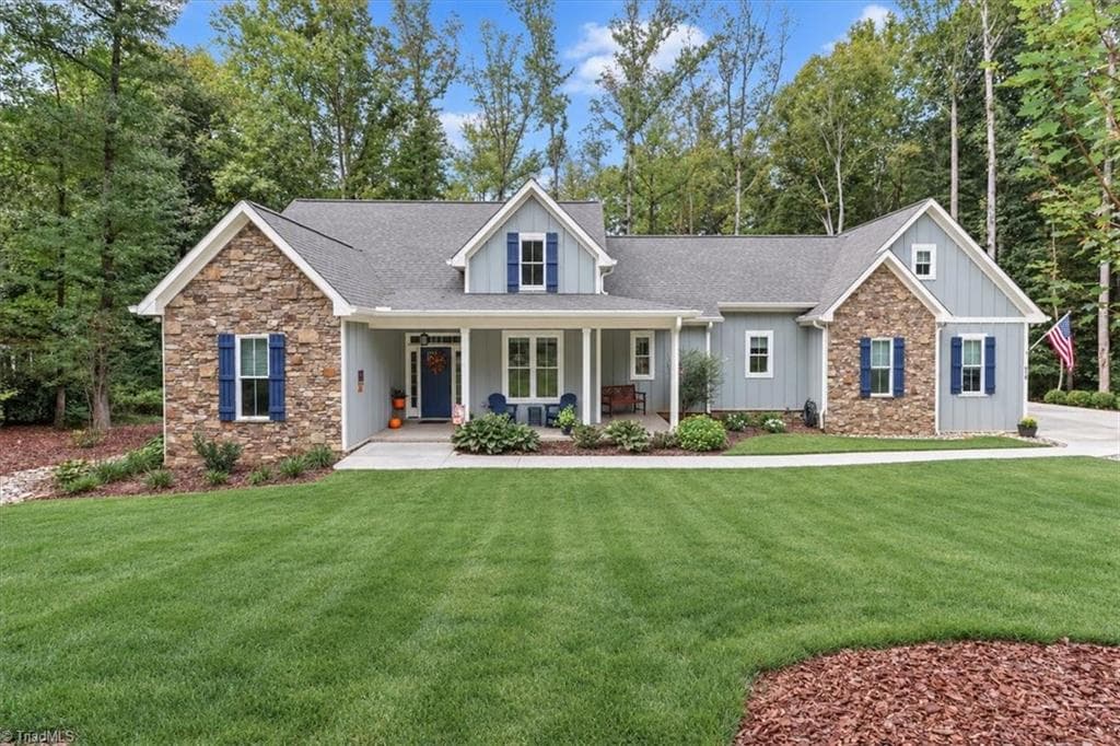 Stick/Site Built at 618 Saint Cloud Drive, Statesville NC 28625, Statesville, photo 2 of 41