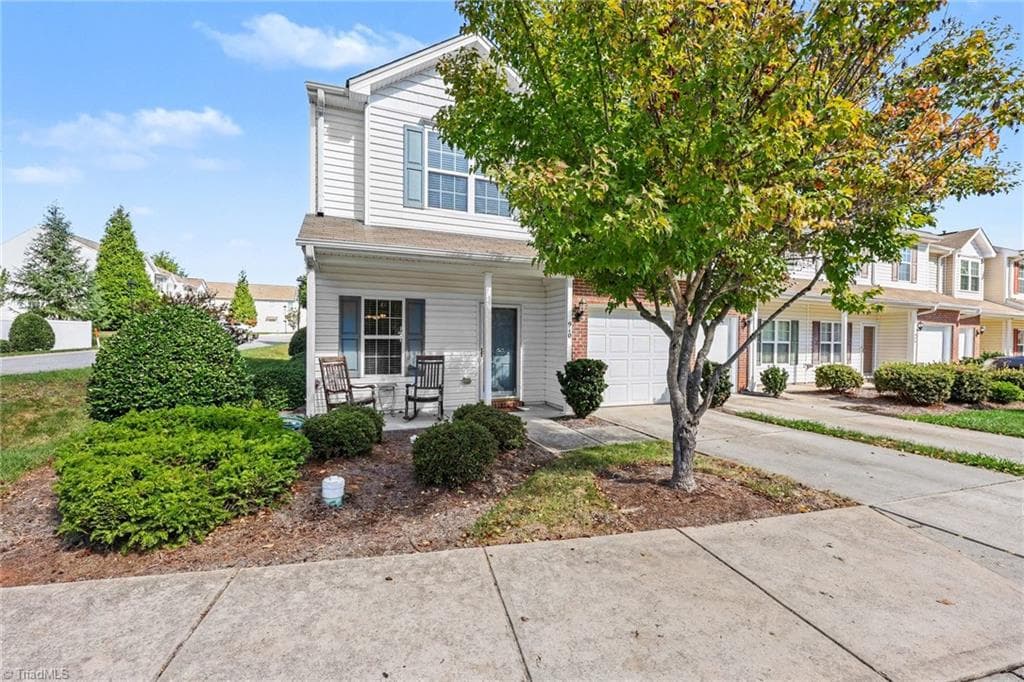 910 Central Park Avenue, Greensboro NC 27407