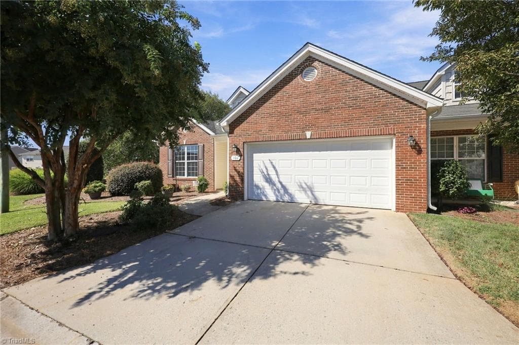 Stick/Site Built at 101 Maryland Drive, Thomasville NC 27360, Thomasville, photo 2 of 34